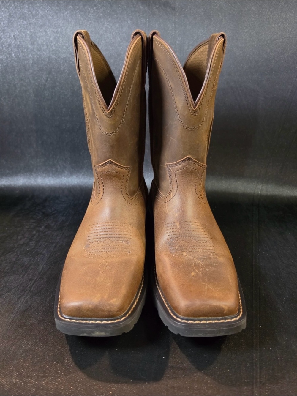 Justin's work/cowboy boots size 9.5 D